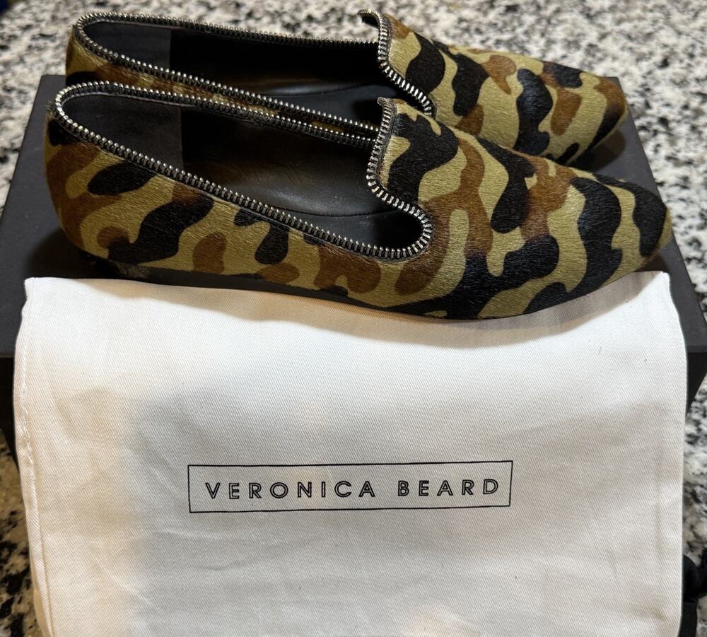 $395 Veronica Beard Griffin Haircalf W/Zip Camo Loafers 7.5 Camouflage EUC